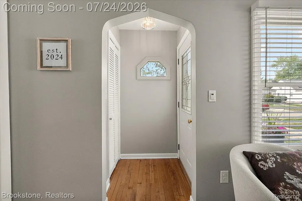 507 Roth Boulevard Clawson City MI 48017