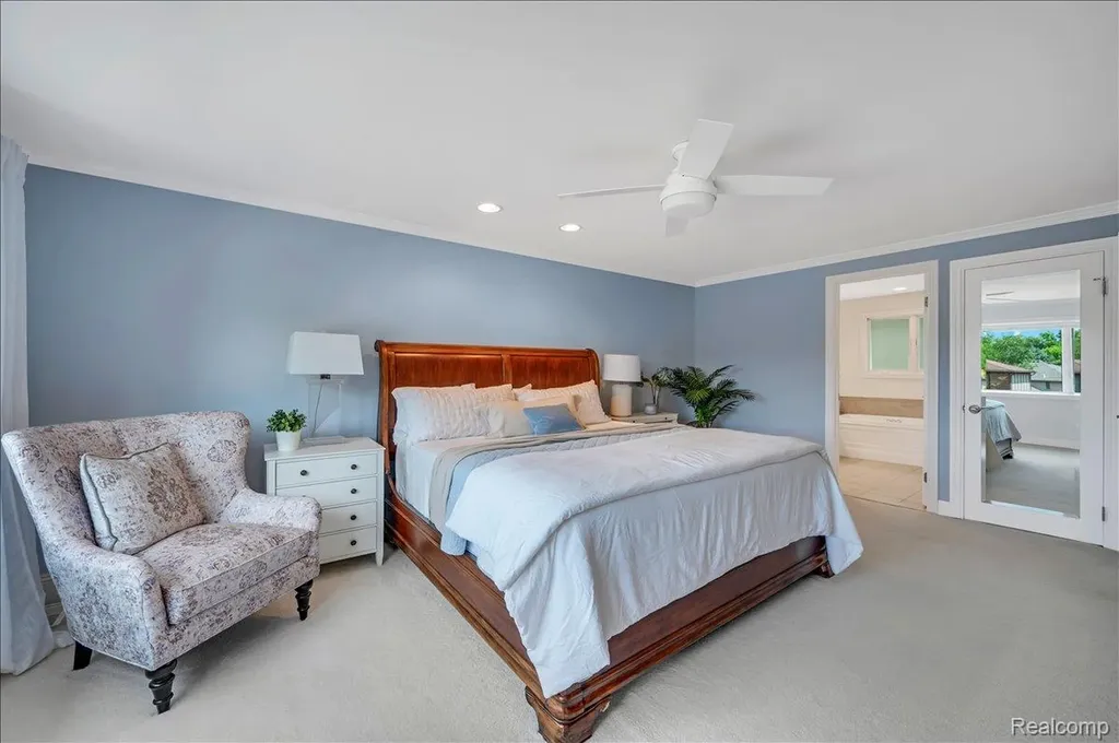 821 Box Canyon Court Rochester Hills City MI 48309