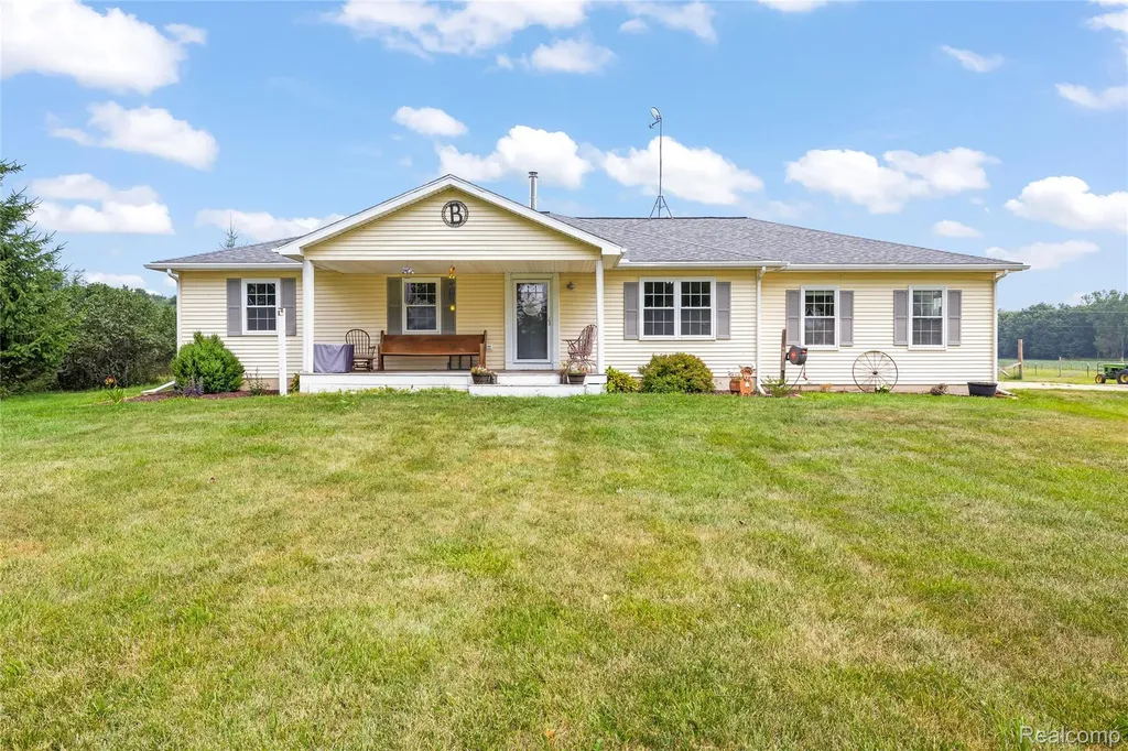 2281 Swan Road Ingham Township MI 48819