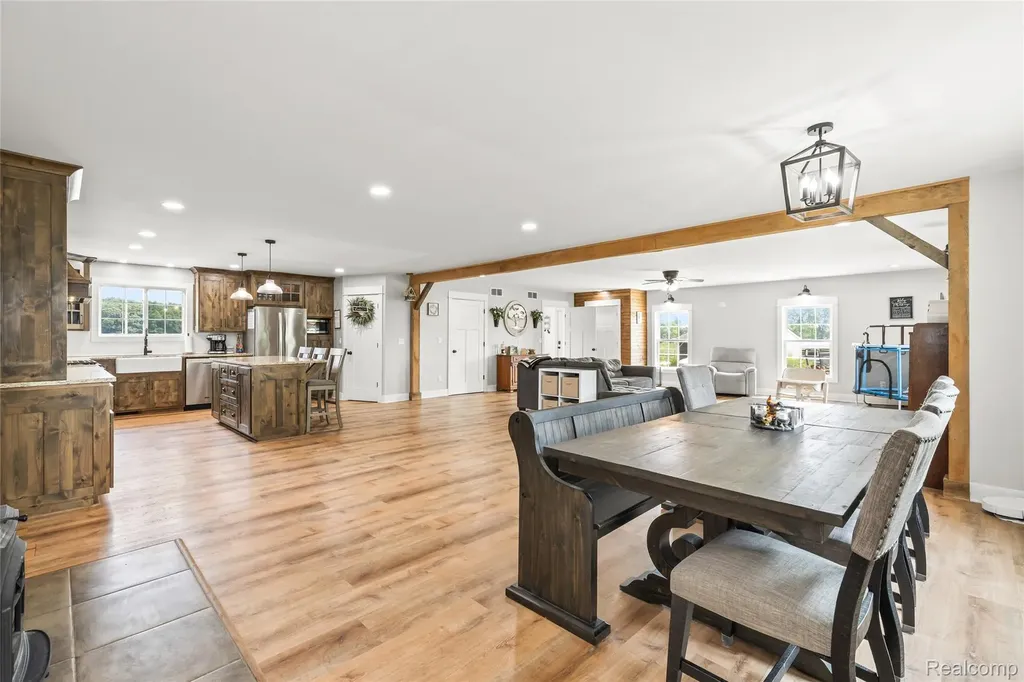 2281 Swan Road Ingham Township MI 48819