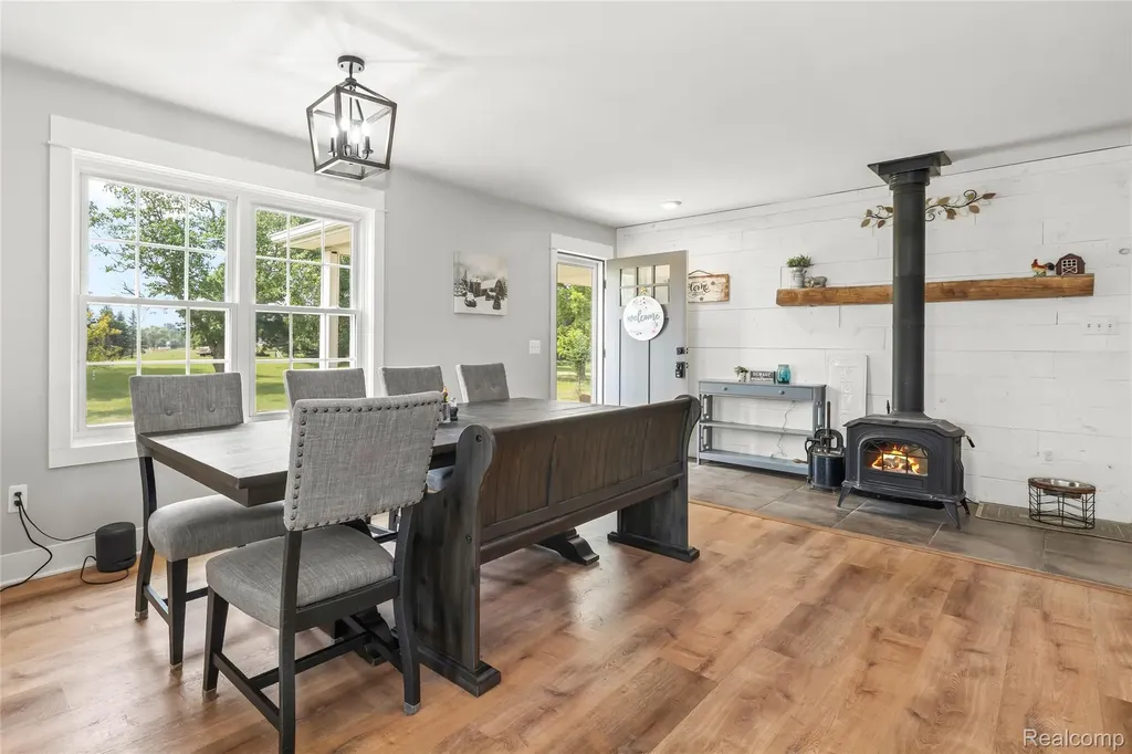 2281 Swan Road Ingham Township MI 48819