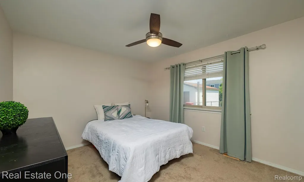 41912 Hensall Street Clinton Charter Township MI 48038