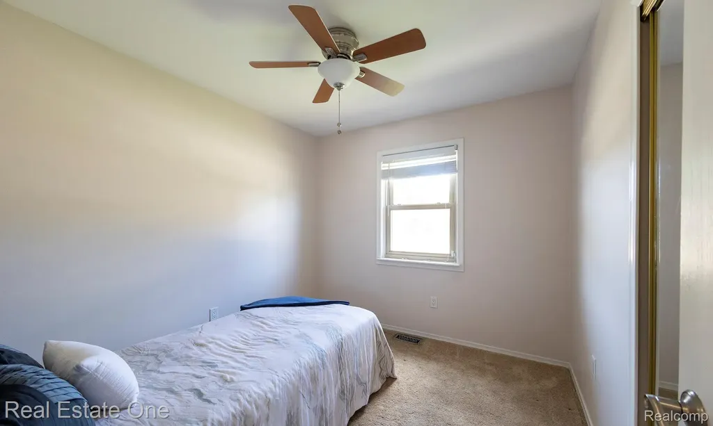 41912 Hensall Street Clinton Charter Township MI 48038