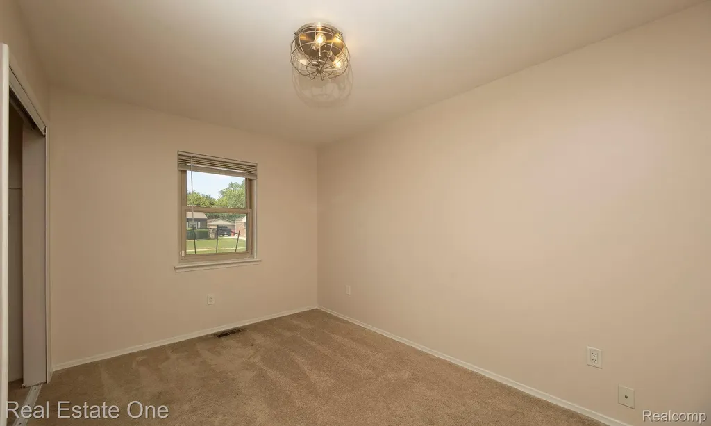 41912 Hensall Street Clinton Charter Township MI 48038