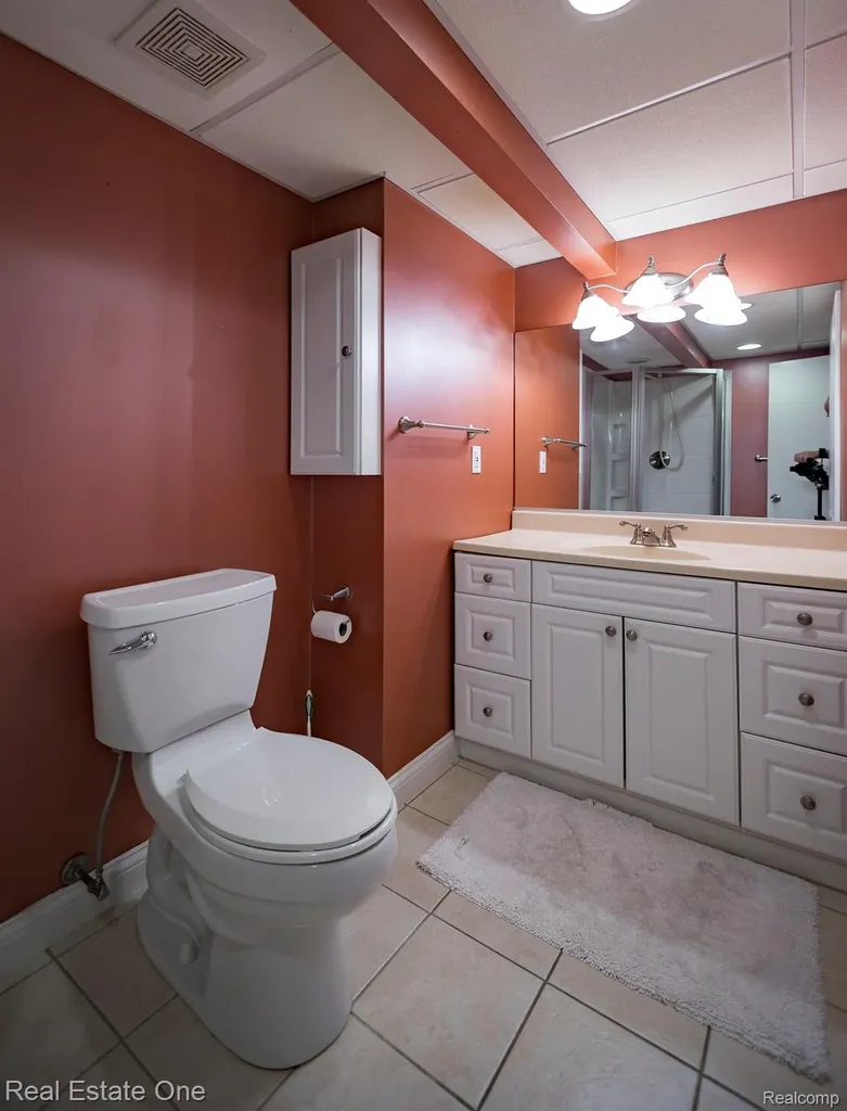 41912 Hensall Street Clinton Charter Township MI 48038