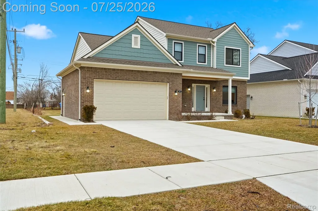 8117 Vermont Avenue Warren City MI 48093