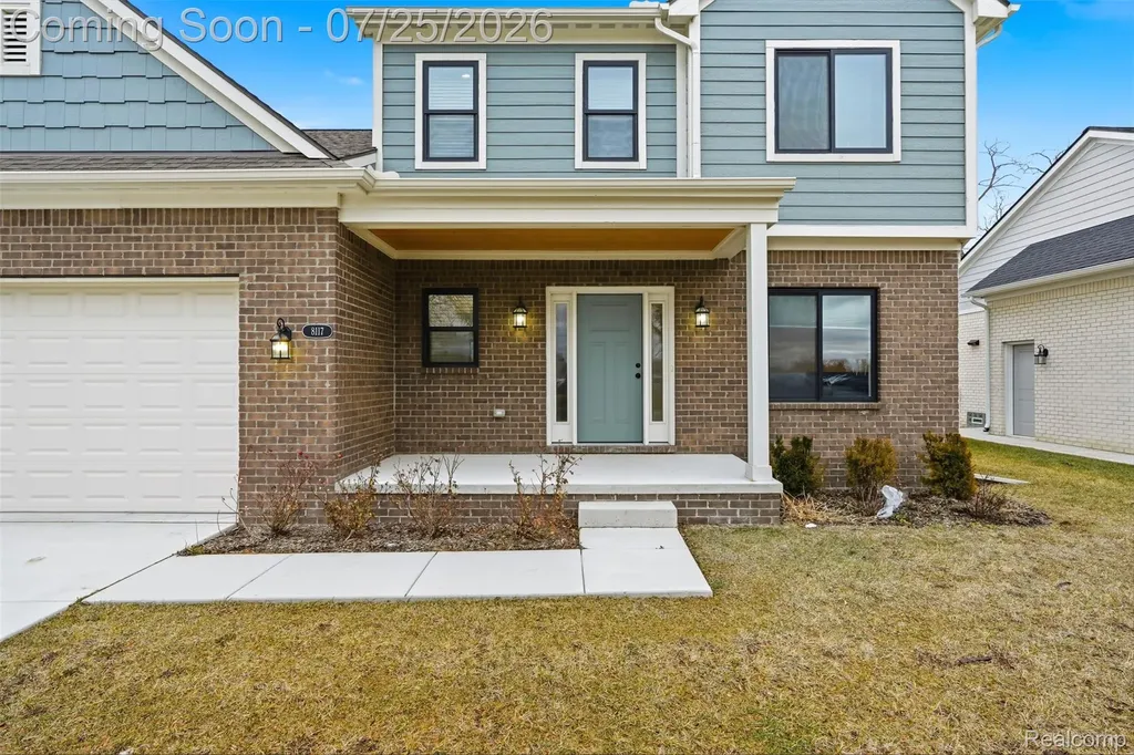 8117 Vermont Avenue Warren City MI 48093