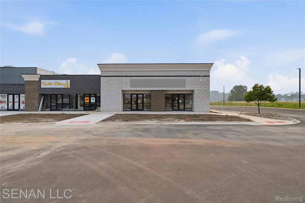 6099 Greenfield Road Dearborn City MI 48126