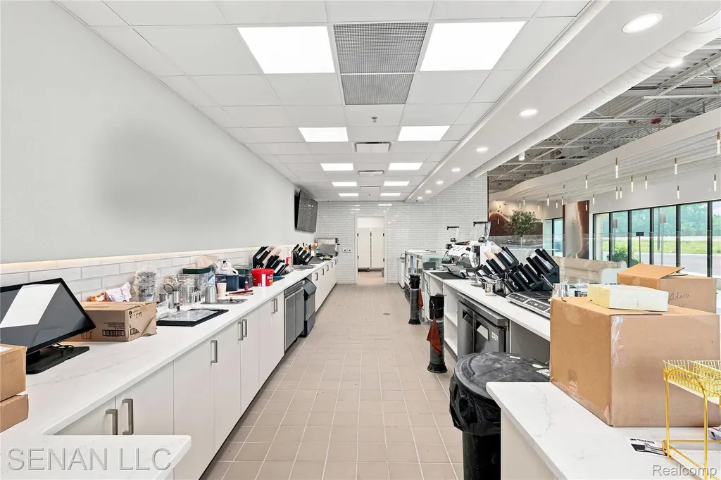 6099 Greenfield Road Dearborn City MI 48126