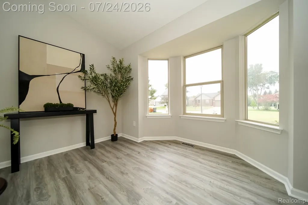 27271 Sparrow Court Chesterfield Township MI 48051