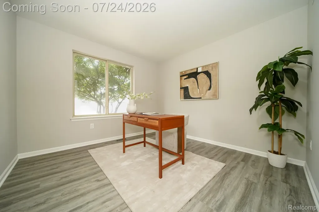 27271 Sparrow Court Chesterfield Township MI 48051