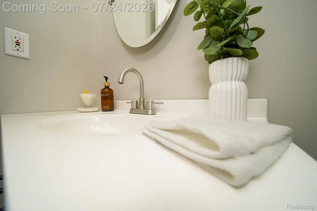 27271 Sparrow Court Chesterfield Township MI 48051