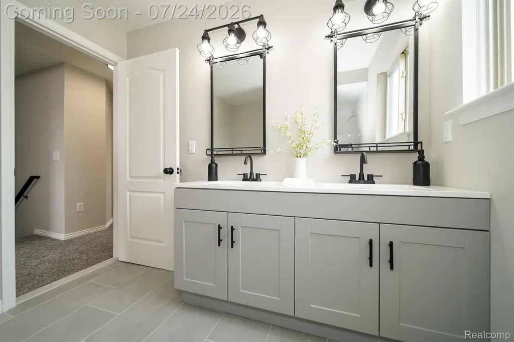 27271 Sparrow Court Chesterfield Township MI 48051