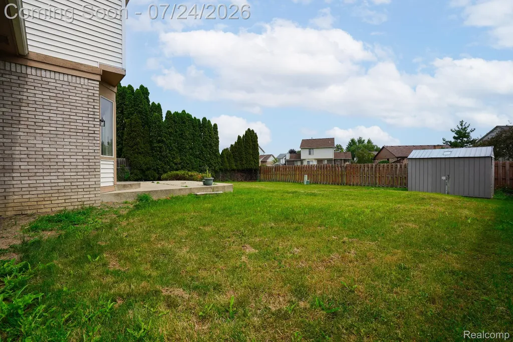 27271 Sparrow Court Chesterfield Township MI 48051