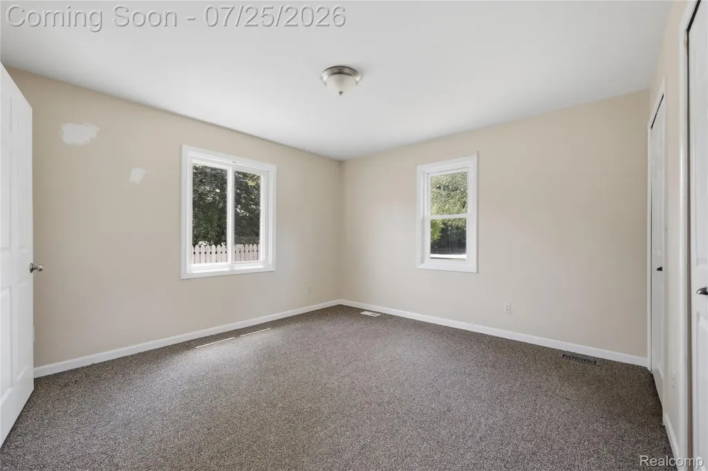34294 Maple Lane Drive Sterling Heights City MI 48312