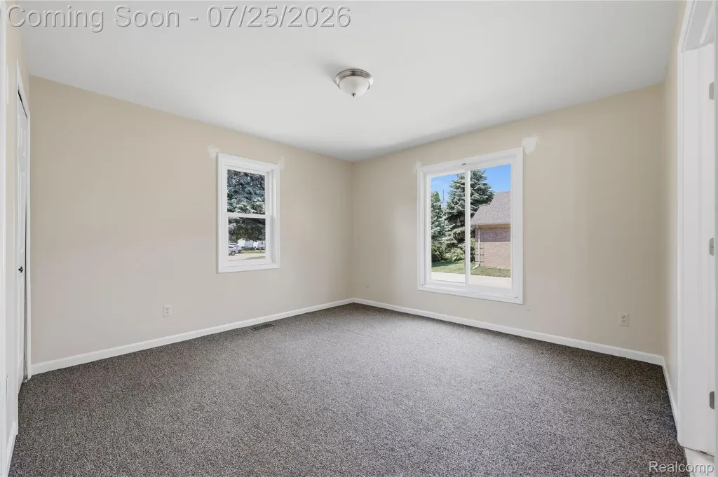 34294 Maple Lane Drive Sterling Heights City MI 48312