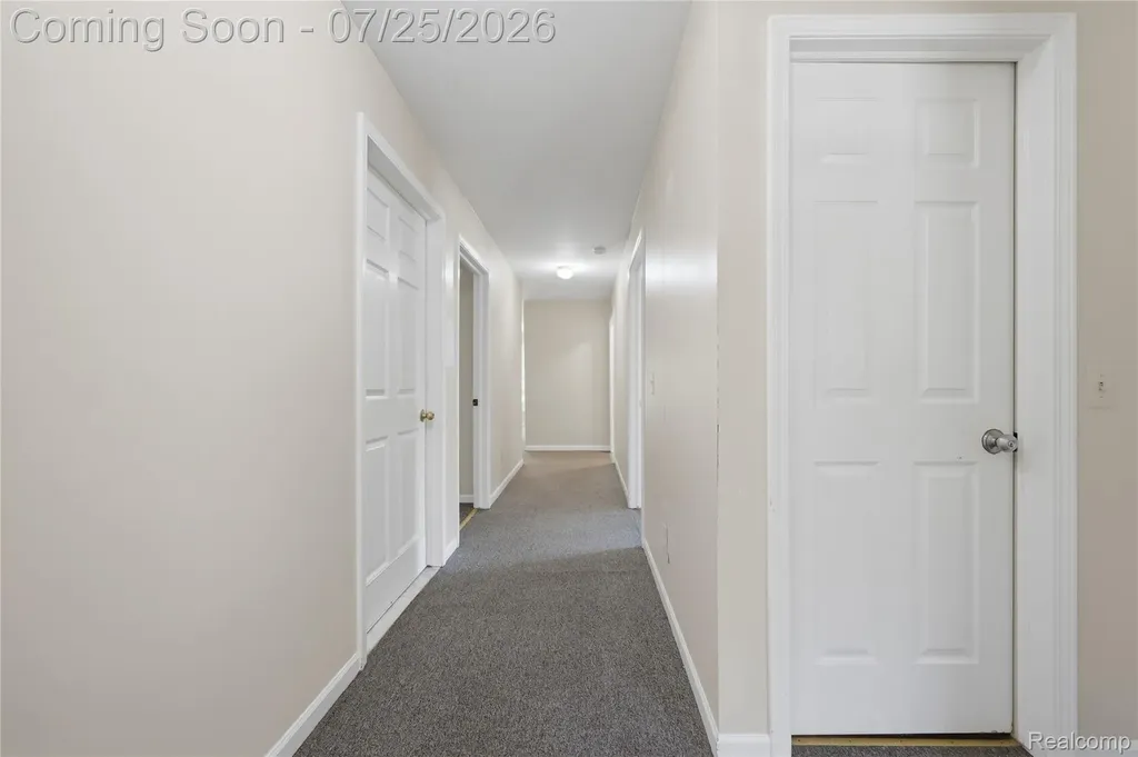 34294 Maple Lane Drive Sterling Heights City MI 48312