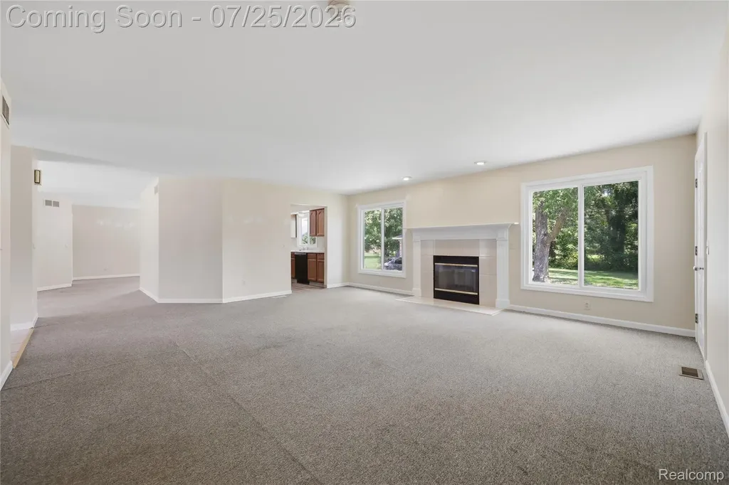 34294 Maple Lane Drive Sterling Heights City MI 48312