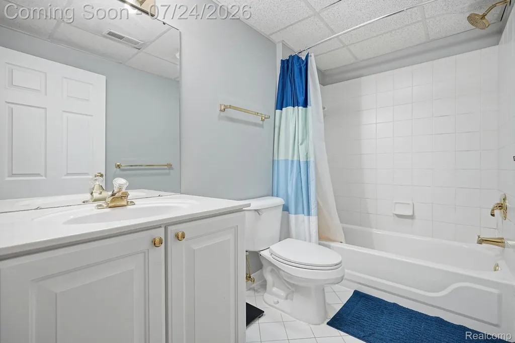 50878 Lancelot Drive Macomb Township MI 48044
