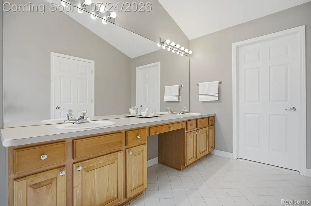 50878 Lancelot Drive Macomb Township MI 48044