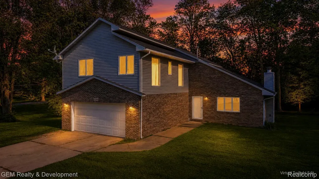 1111 Sarah Road Putnam Township MI 48169