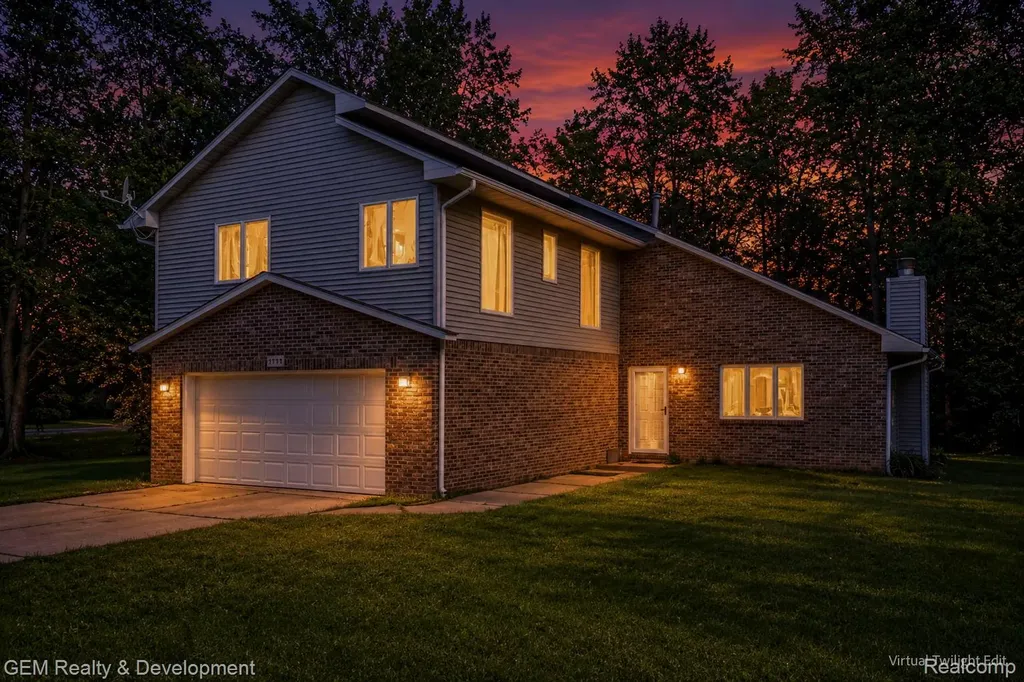 1111 Sarah Road Putnam Township MI 48169