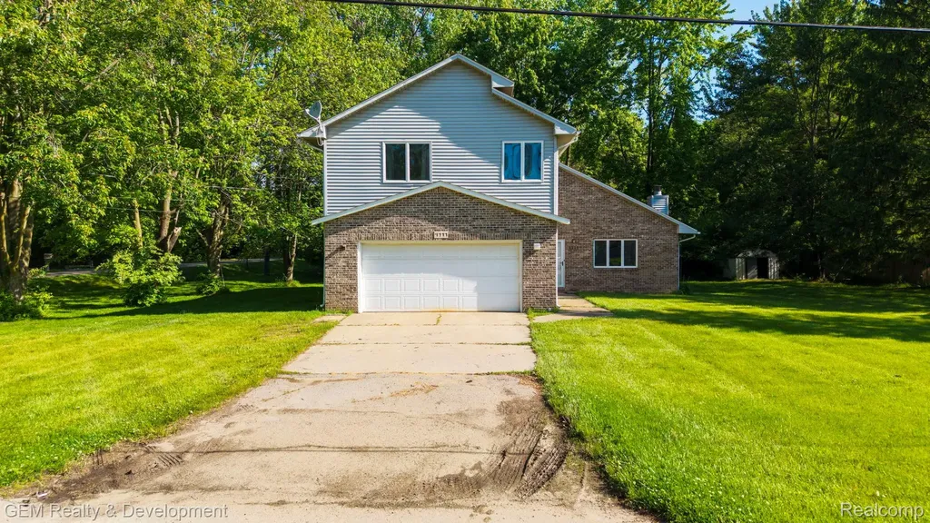 1111 Sarah Road Putnam Township MI 48169