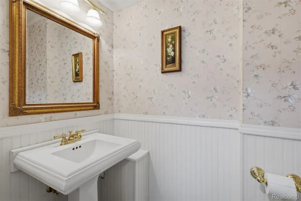 3454 Paddington Drive Troy City MI 48084