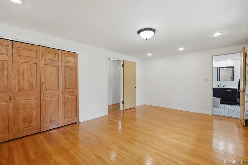 3454 Paddington Drive Troy City MI 48084