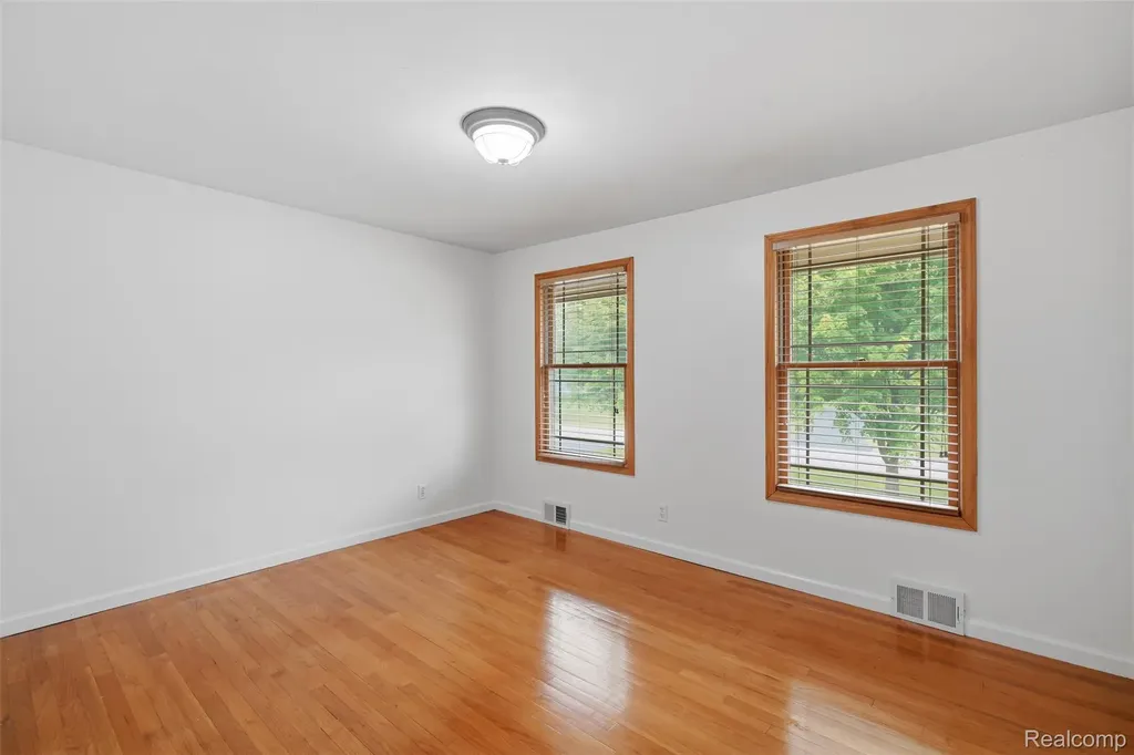 3454 Paddington Drive Troy City MI 48084