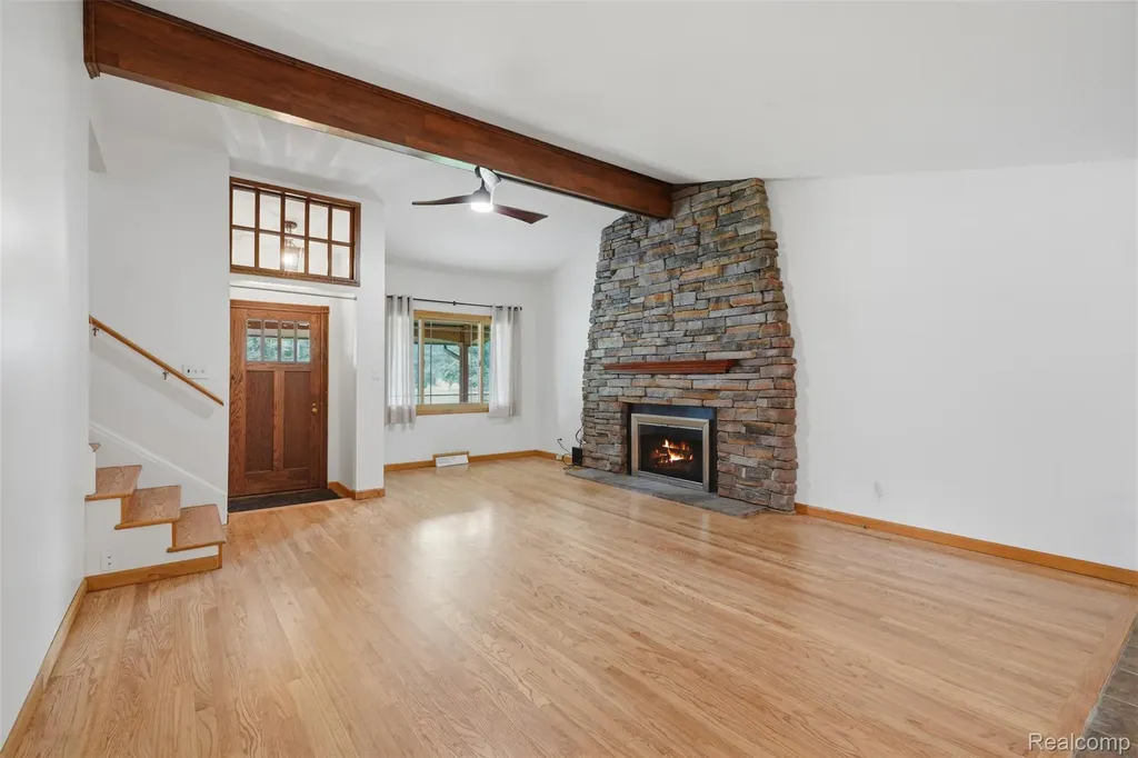 3454 Paddington Drive Troy City MI 48084
