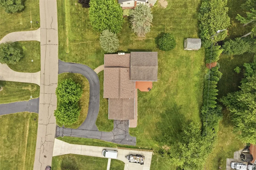 3454 Paddington Drive Troy City MI 48084