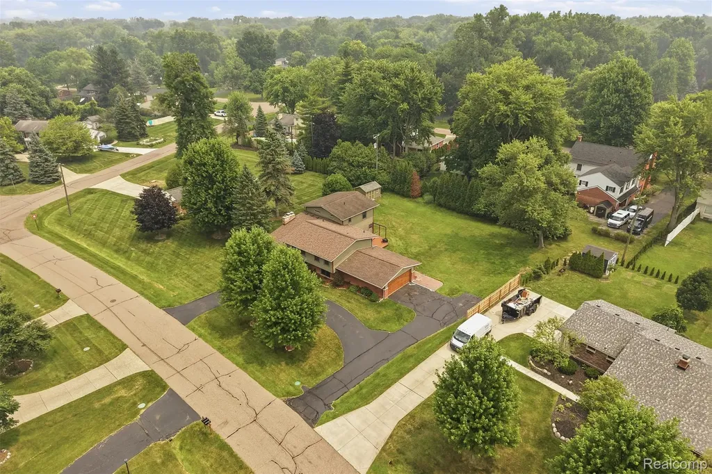 3454 Paddington Drive Troy City MI 48084