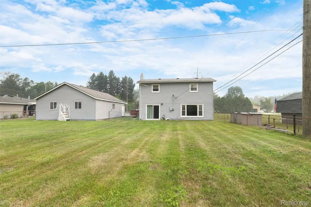 37483 Barth Street Romulus City MI 48174
