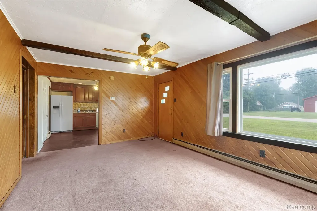 37483 Barth Street Romulus City MI 48174