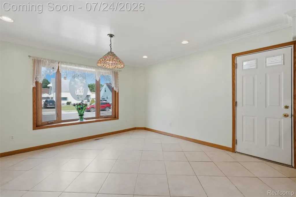 2469 Grindley Park Street Dearborn City MI 48124