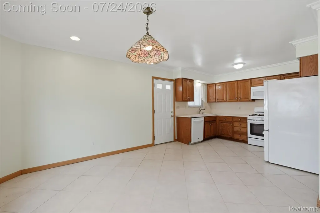 2469 Grindley Park Street Dearborn City MI 48124