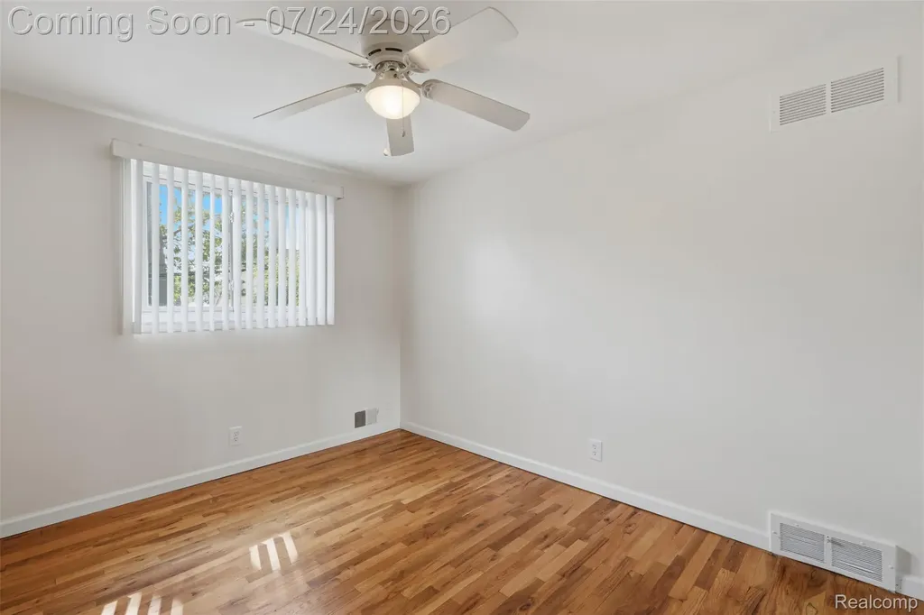 2469 Grindley Park Street Dearborn City MI 48124