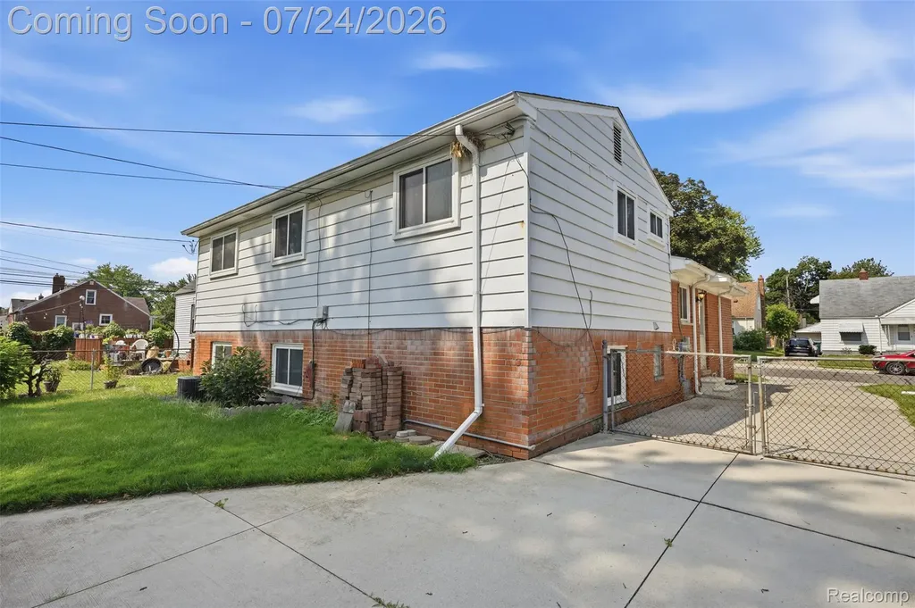 2469 Grindley Park Street Dearborn City MI 48124