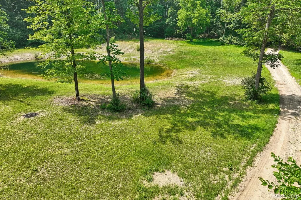 777 S Brandt Road Groveland Township MI 48462