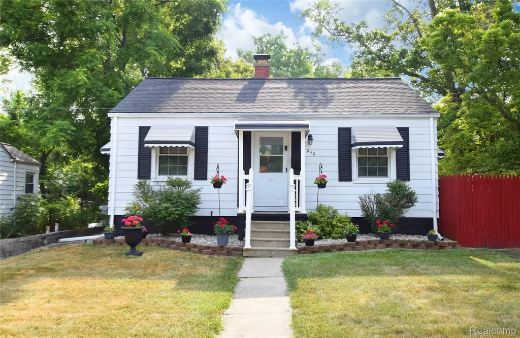 949 Barney Avenue Flint City MI 48503