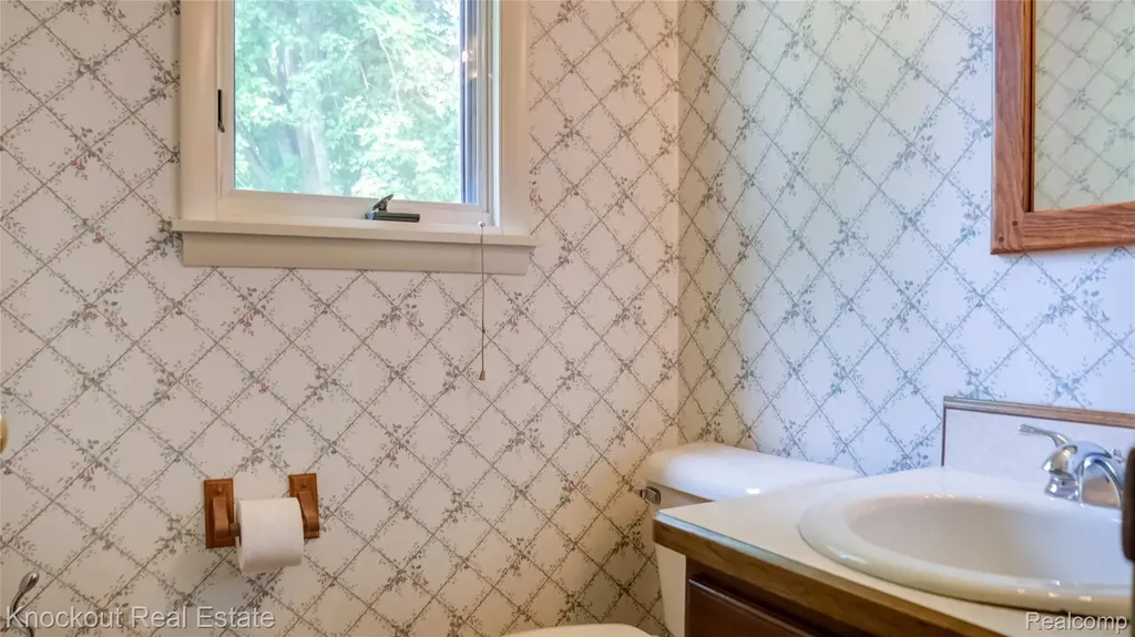 8555 Gallant Fox Trail Flushing Charter Township MI 48433