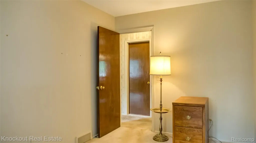 8555 Gallant Fox Trail Flushing Charter Township MI 48433