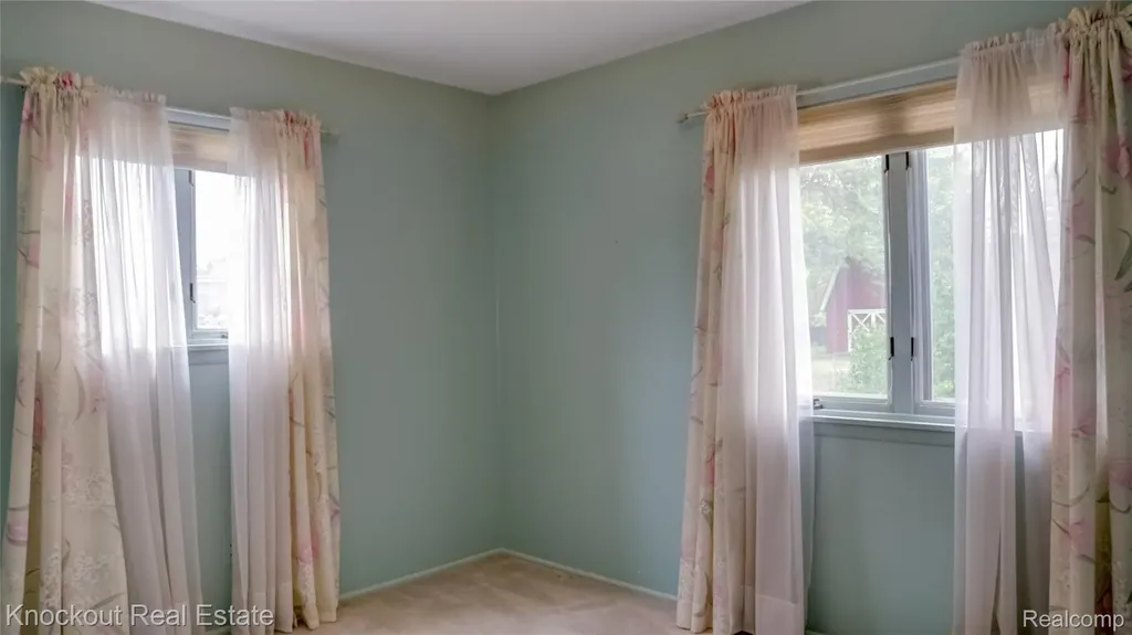 8555 Gallant Fox Trail Flushing Charter Township MI 48433