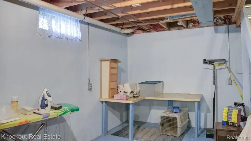 8555 Gallant Fox Trail Flushing Charter Township MI 48433