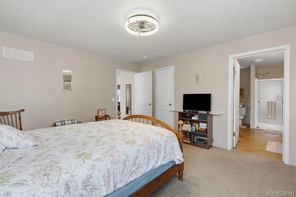 11802 Stoneridge Court Green Oak Township MI 48178