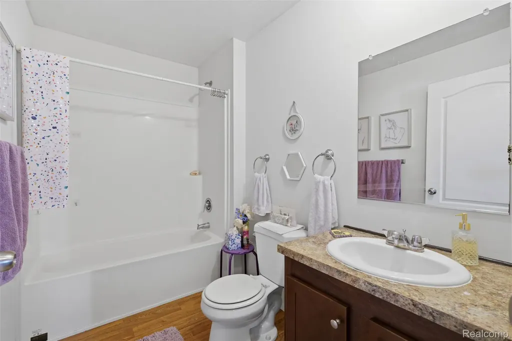 11802 Stoneridge Court Green Oak Township MI 48178