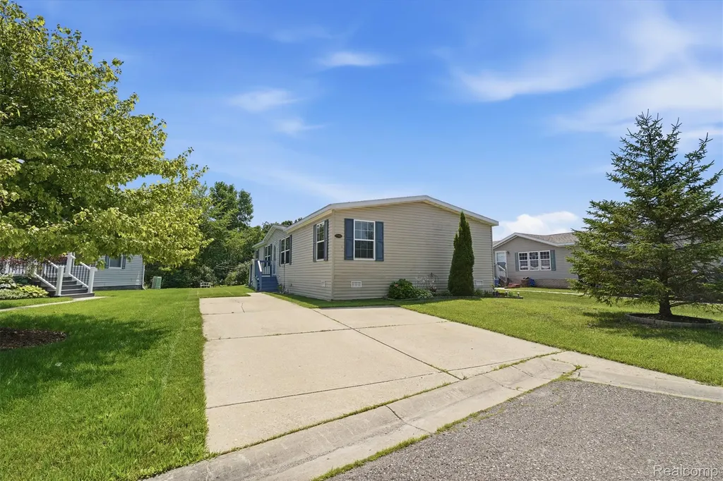 11802 Stoneridge Court Green Oak Township MI 48178