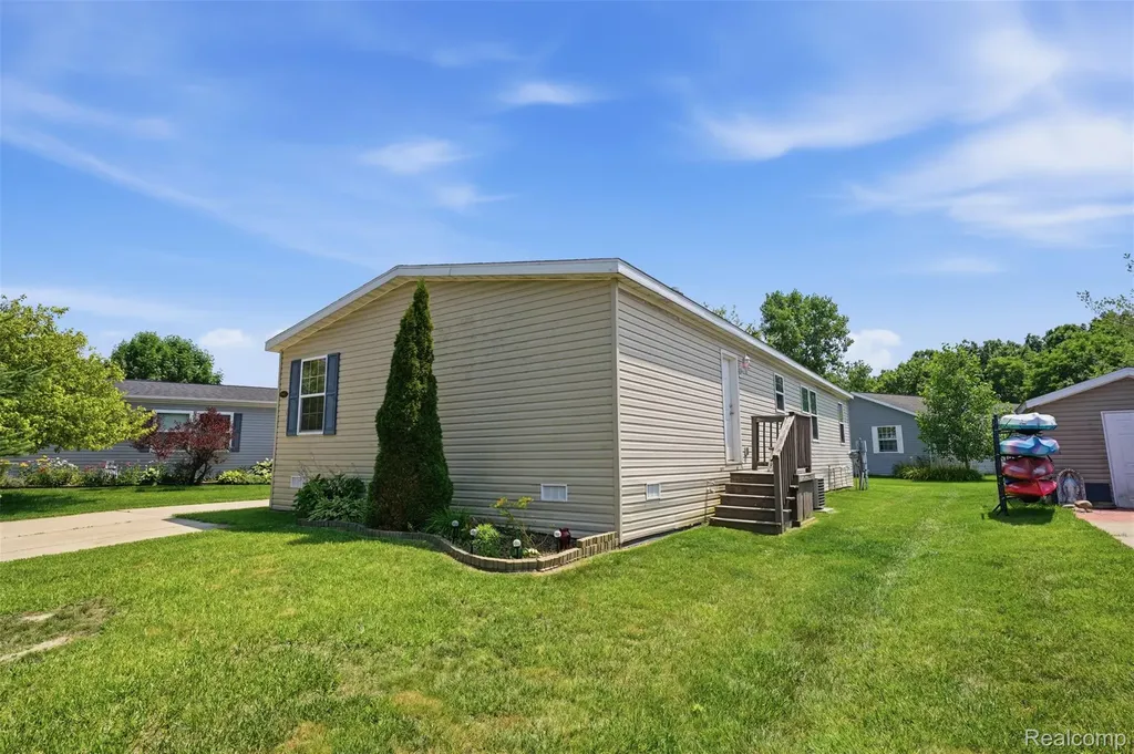 11802 Stoneridge Court Green Oak Township MI 48178