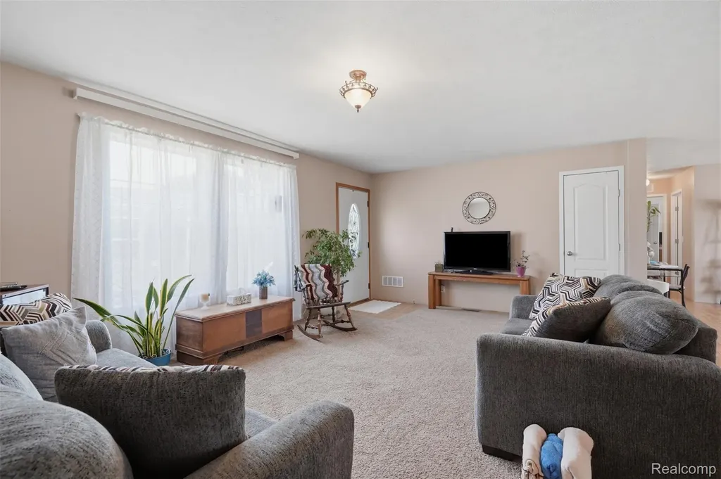 11802 Stoneridge Court Green Oak Township MI 48178